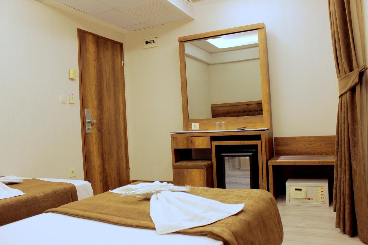 איסטמבול Hotel Buyuk Paris מראה חיצוני תמונה