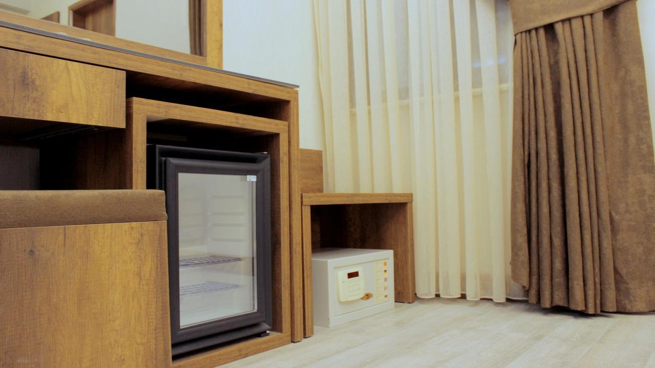 איסטמבול Hotel Buyuk Paris מראה חיצוני תמונה
