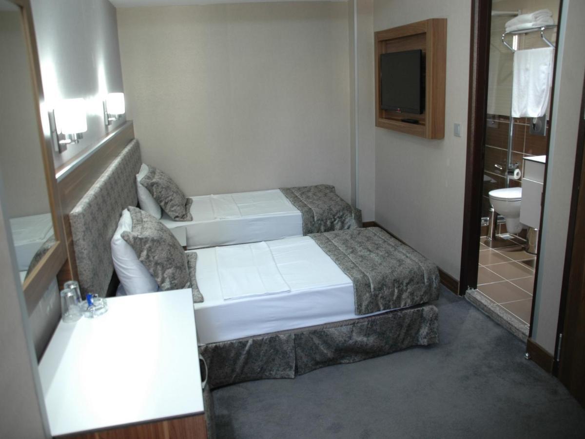 איסטמבול Hotel Buyuk Paris חדר תמונה