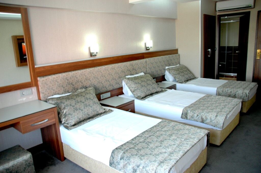 איסטמבול Hotel Buyuk Paris מראה חיצוני תמונה